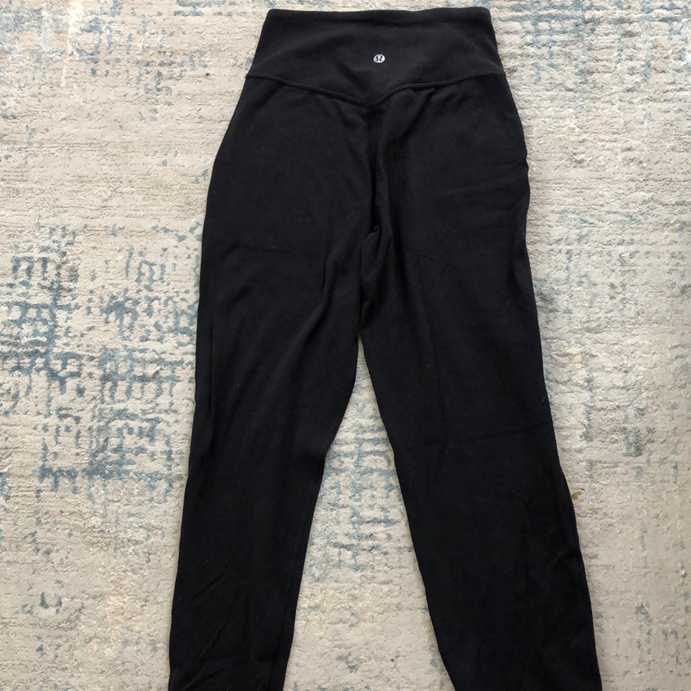 Lululemon Womens black joggers Sz 2